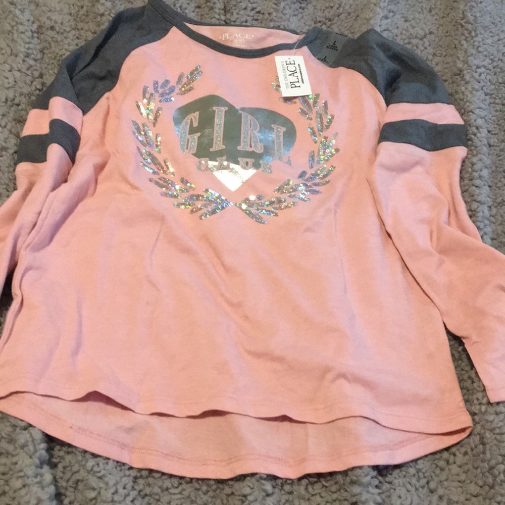 Girl’s long sleeves